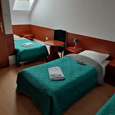 Pokoje Goscinne Restauracji Don Roberto * Frombork