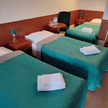 Pokoje Goscinne Restauracji Don Roberto * Frombork