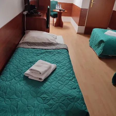 Pokoje Goscinne Restauracji Don Roberto Frombork