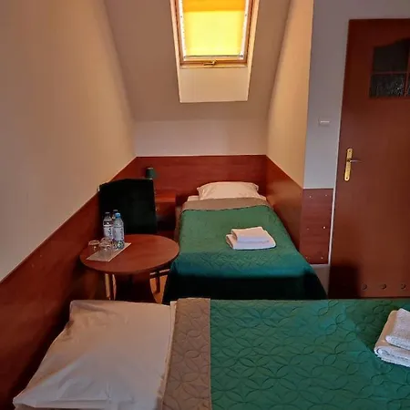 Pokoje Goscinne Restauracji Don Roberto * Frombork